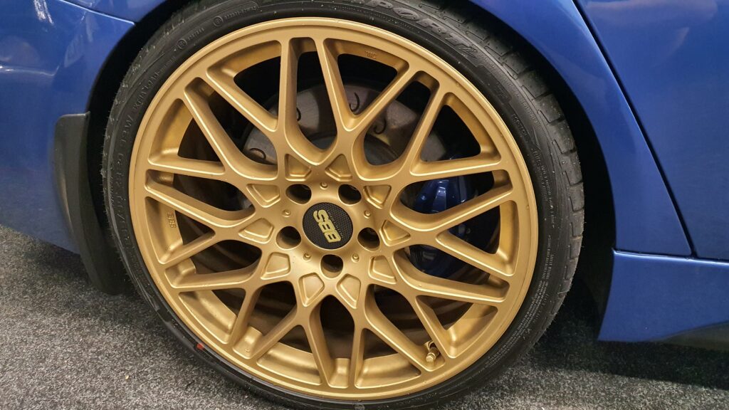 Alloy wheel refurbishment Middlesbrough gold alloy Tint Team